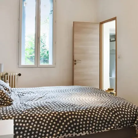 Apartament Bright And Charming Flat At The Heart Of Montpellier